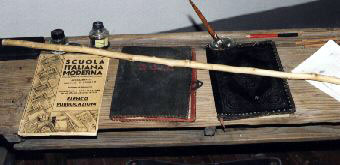 Particolare del banco scolastico